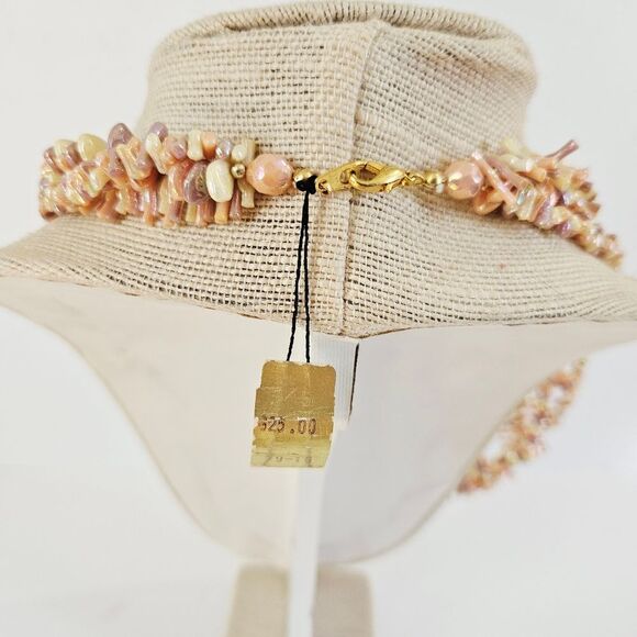 Vintage Jewels By Carle Deadstock Pink Coral Chip Triple Strand Beaded Necklace - Picture 9 of 13